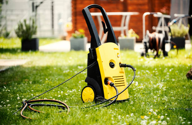 Best Soft Washing for Delicate Surfaces in Bloomfield, IN